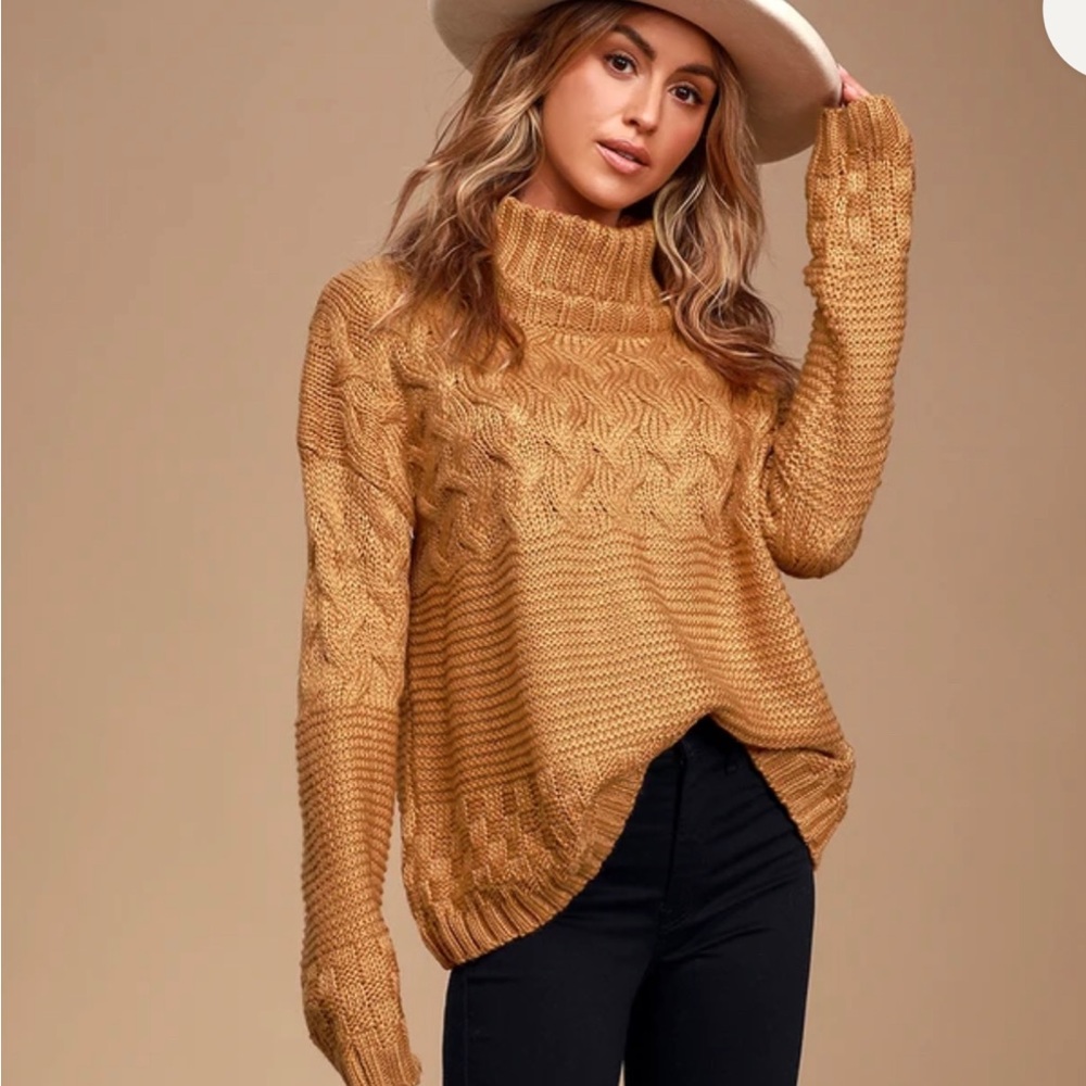Lulu’s camel colored turtleneck sweater ✨